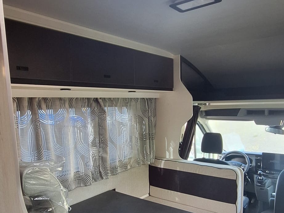 Półzintegrowane EKOSy bez&nbsp;łóżka opuszczanego elektrycznie